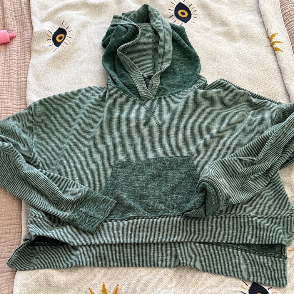 Urban outfitters Green Women's cropped Hooded Sweater